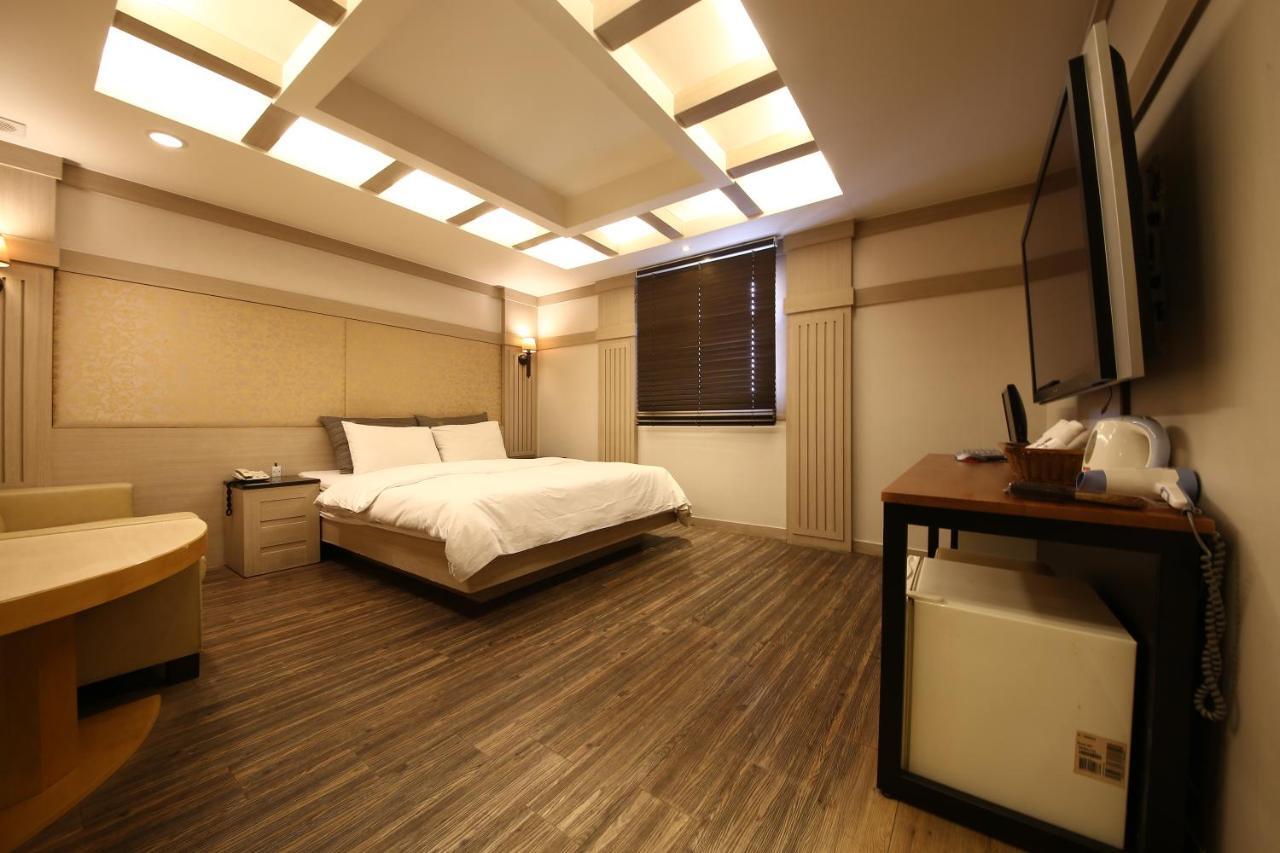Hotel Valentine Gwangmyeong Zewnętrze zdjęcie